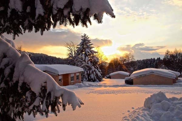 Ferienclub Maierhöfen im Schnee Sonnenuntergang