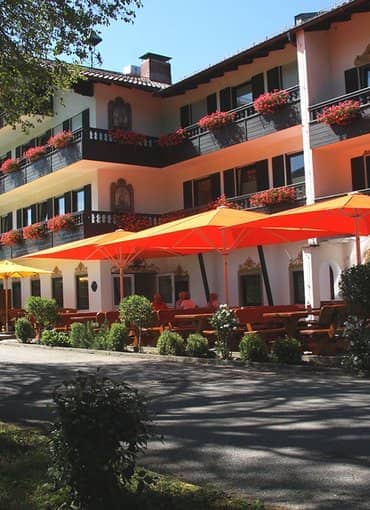 Hotel Farbinger Hof in Bernau am Chiemsee Außenansicht Eingangsbereich
