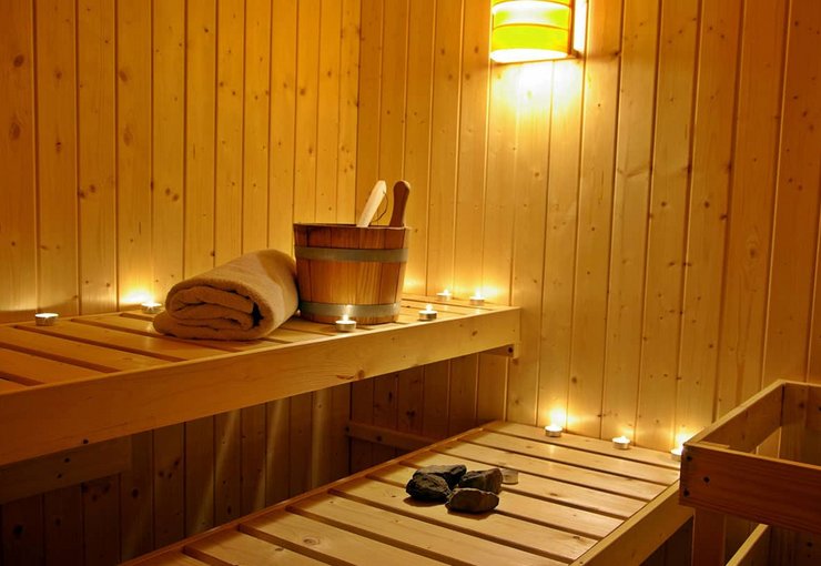 Sauna im Wellnessbereich