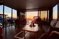 Wohnbereich Wohnboot "Villa Hafenblick" im Ferienzentrum Yachthafen Rechlin an der Müritz