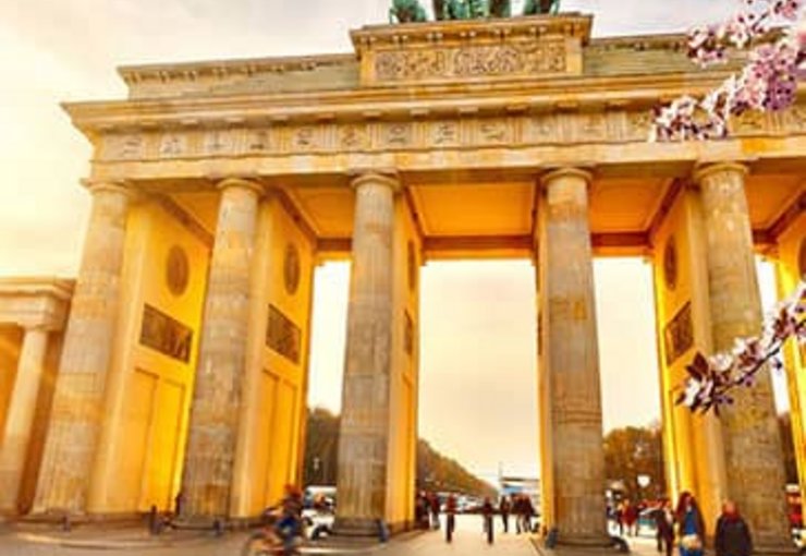 Seehotel Grunewald Berlin Brandenburger Tor im Sonnenuntergang