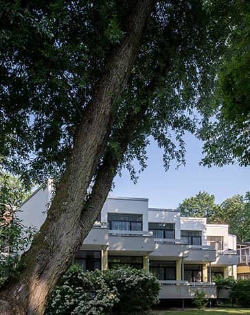 Seehotel Grunewald Berlin Außenansicht mit Balkonen