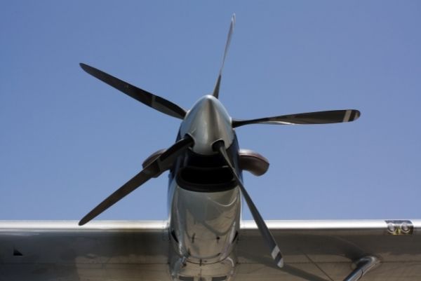 Ein Flugzeugpropeller