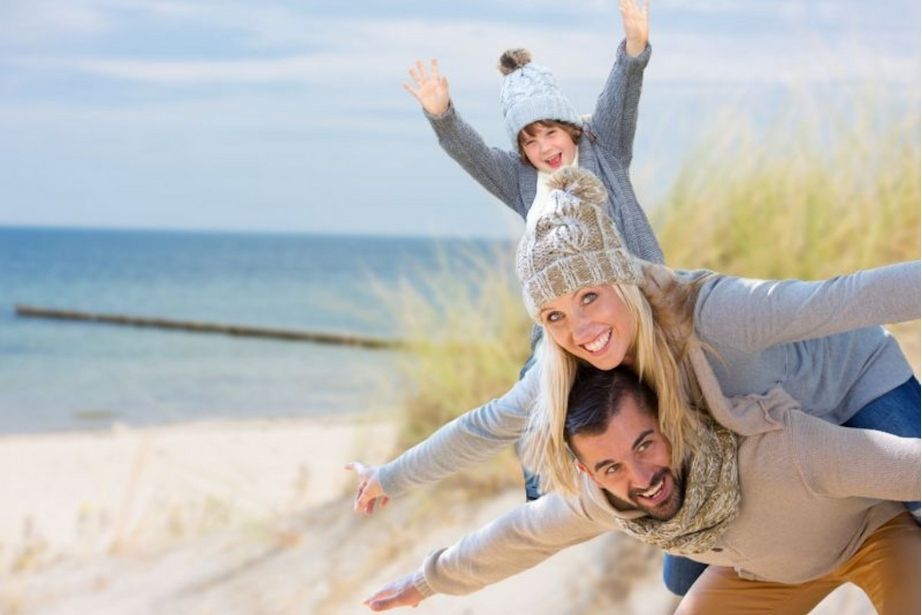 Herbst auf Rügen Familie Strand 