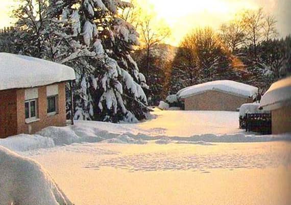Winterbild des Ferienclub Maierhöfen aus den sechziger Jahren GEW-Geschichte Winterbild des Ferienclub Maierhöfen aus den sechziger Jahren